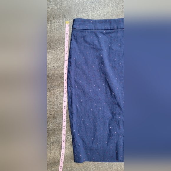 J. Crew The Pencil Skirt Women's 4 Blue w/ Red Polka Dots Midi Stretchy - Picture 8 of 9